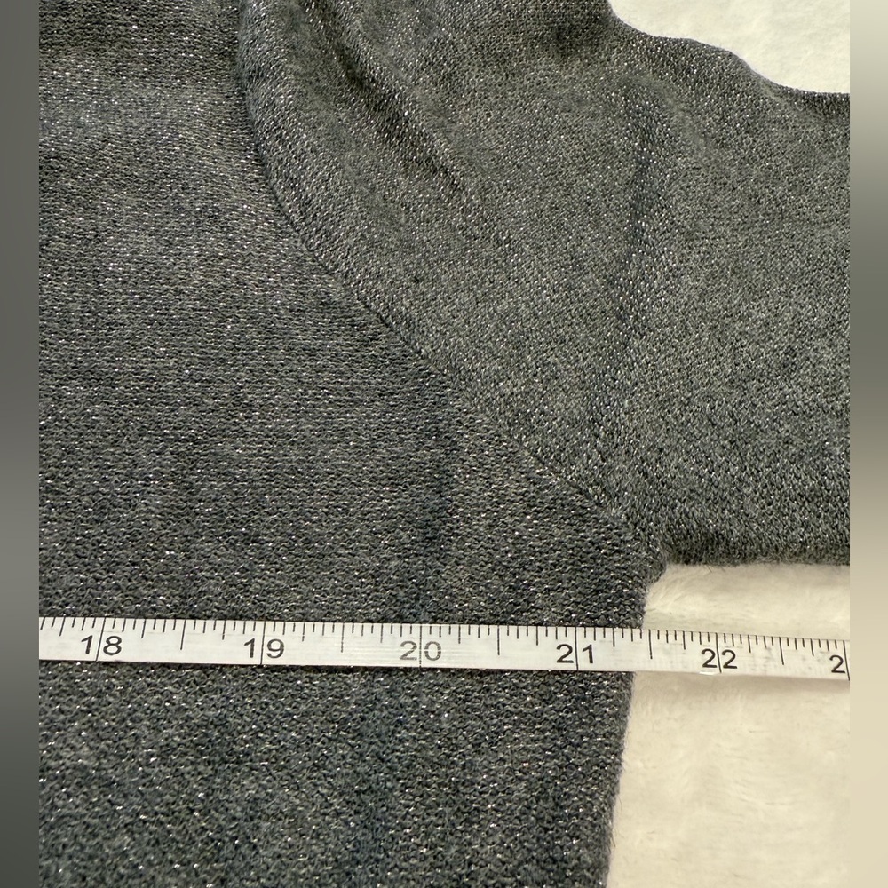 White House Black Market sweater gray bead embellished scoop neck & back SZ XL - Picture 8 of 11